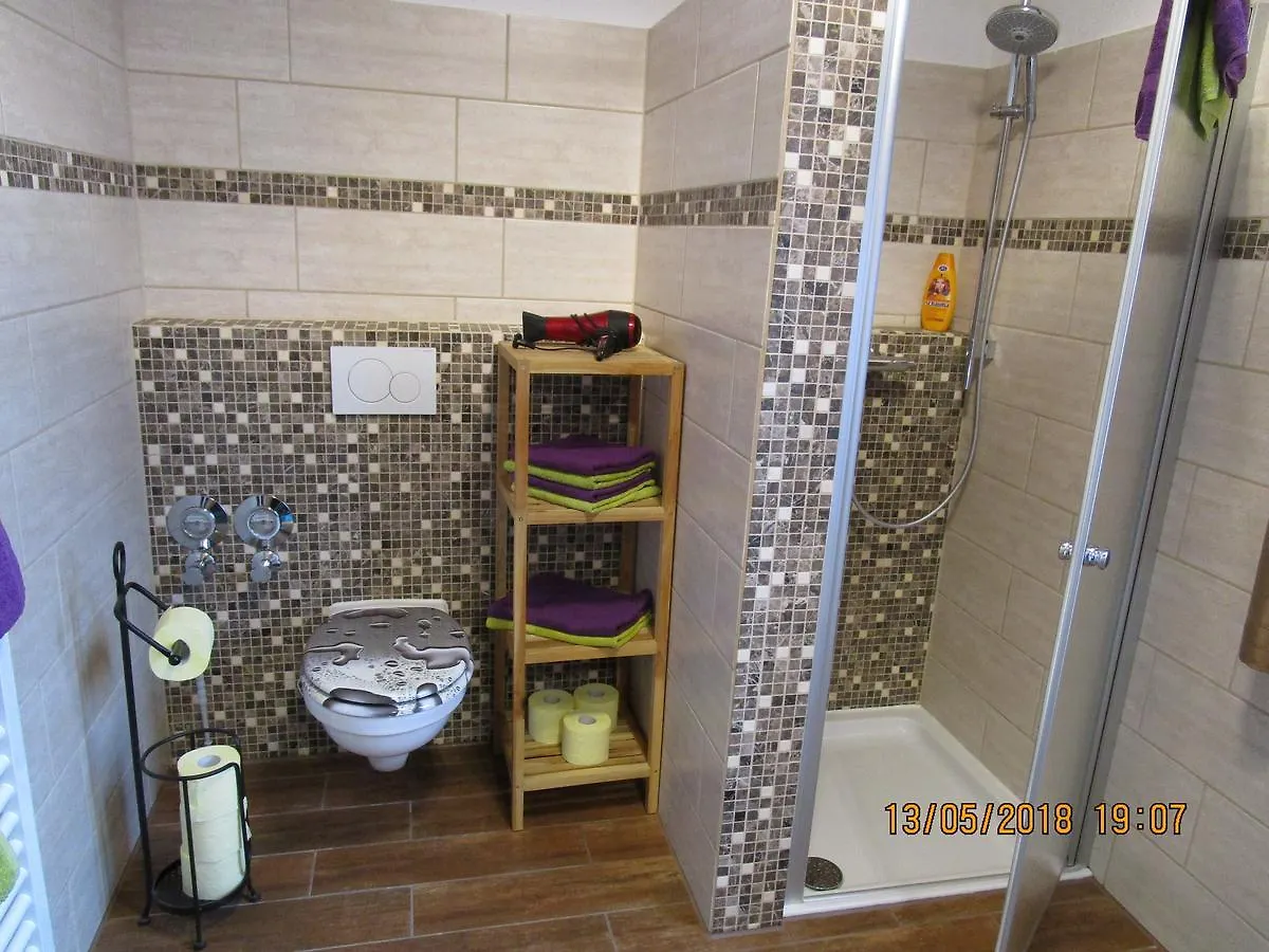 Apartment Ferienwohnung Rosa Obergessertshausen